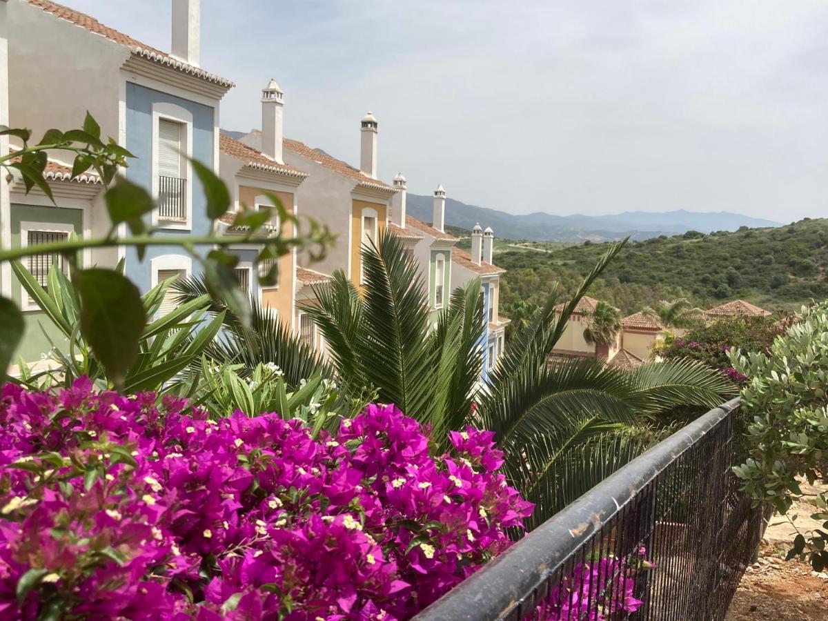 Bahia de Casares 3 Storey Townhouse - Costa Del Sol מראה חיצוני תמונה