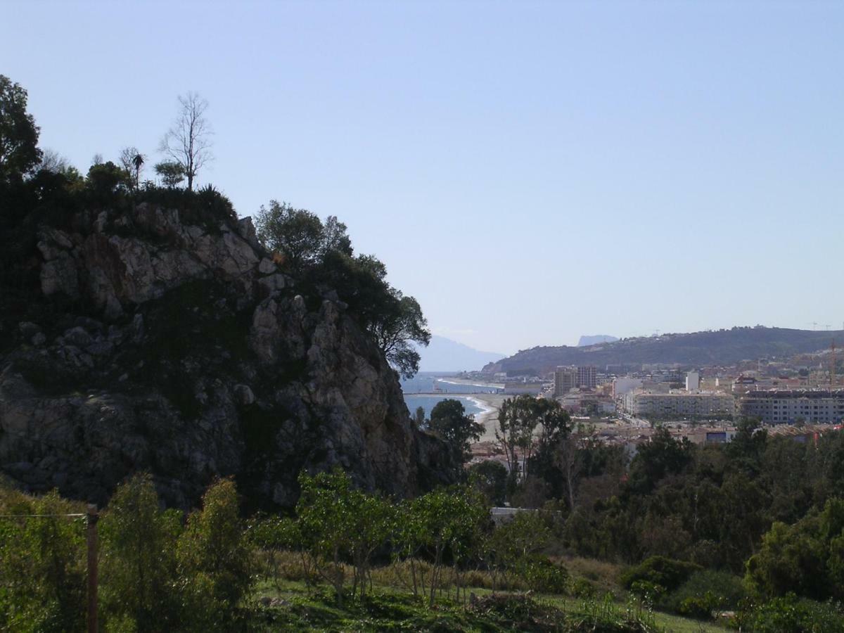 Bahia de Casares 3 Storey Townhouse - Costa Del Sol מראה חיצוני תמונה