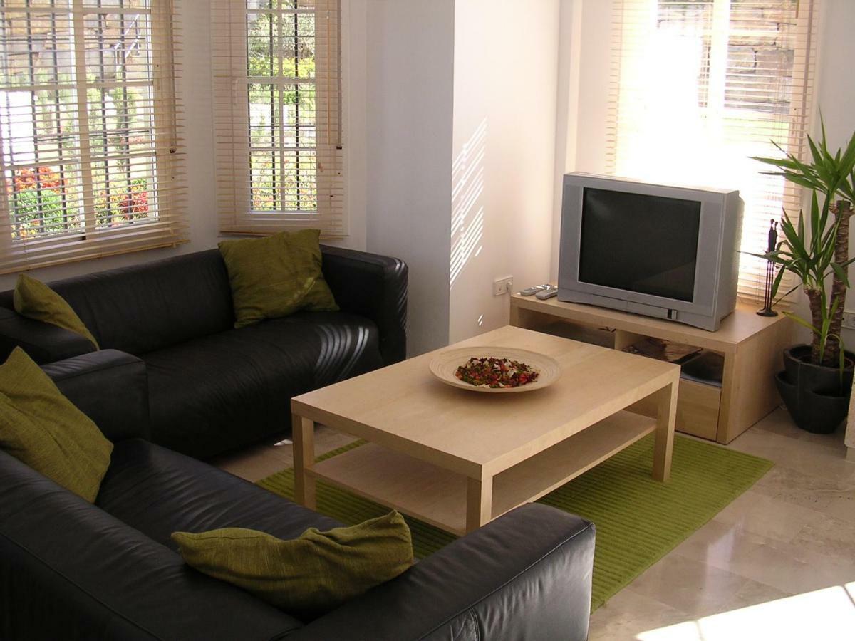 Bahia de Casares 3 Storey Townhouse - Costa Del Sol מראה חיצוני תמונה